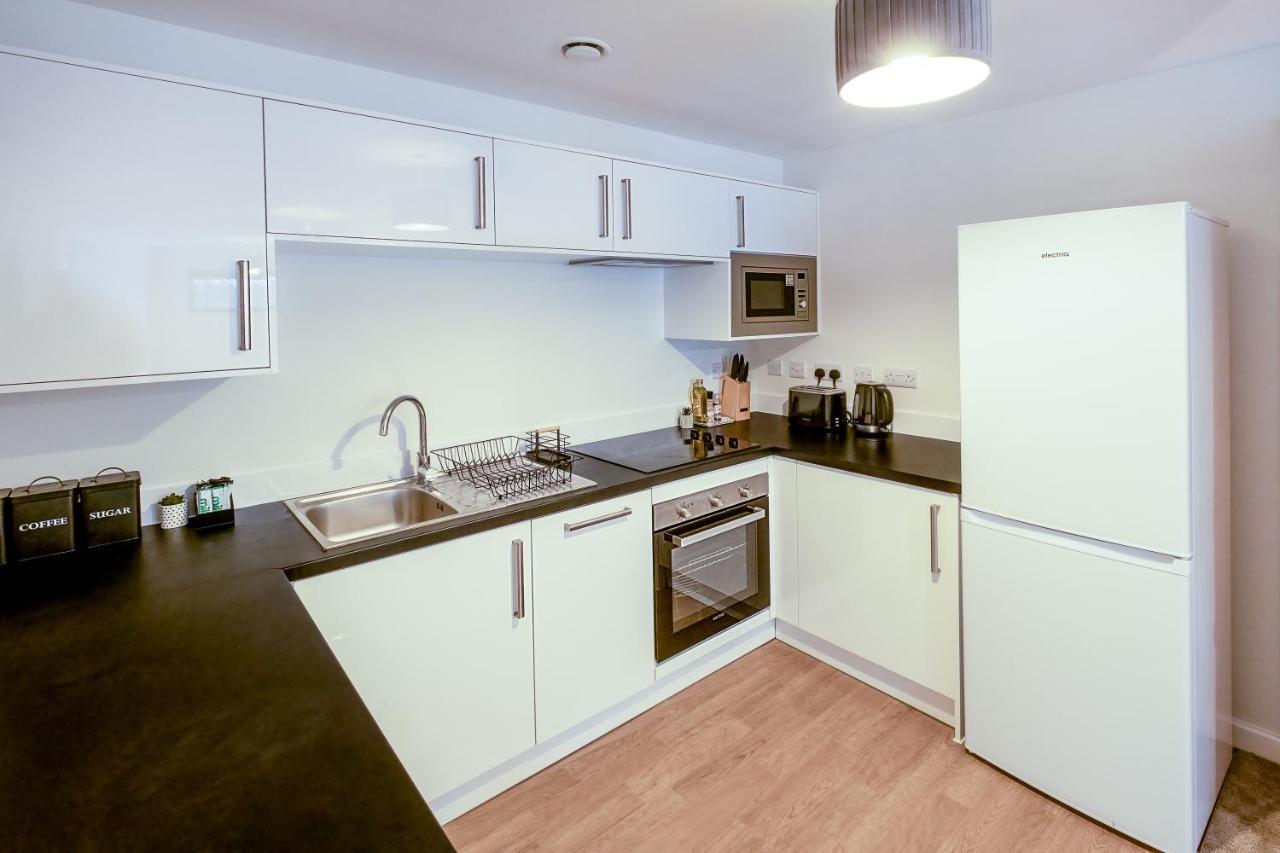Luton Modern Serviced Accommodation For Contractors, Relocators, Professionals, Tourists And Students - Akugi Homes Zewnętrze zdjęcie