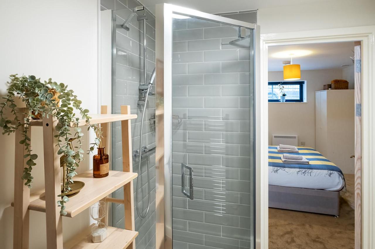Luton Modern Serviced Accommodation For Contractors, Relocators, Professionals, Tourists And Students - Akugi Homes Zewnętrze zdjęcie